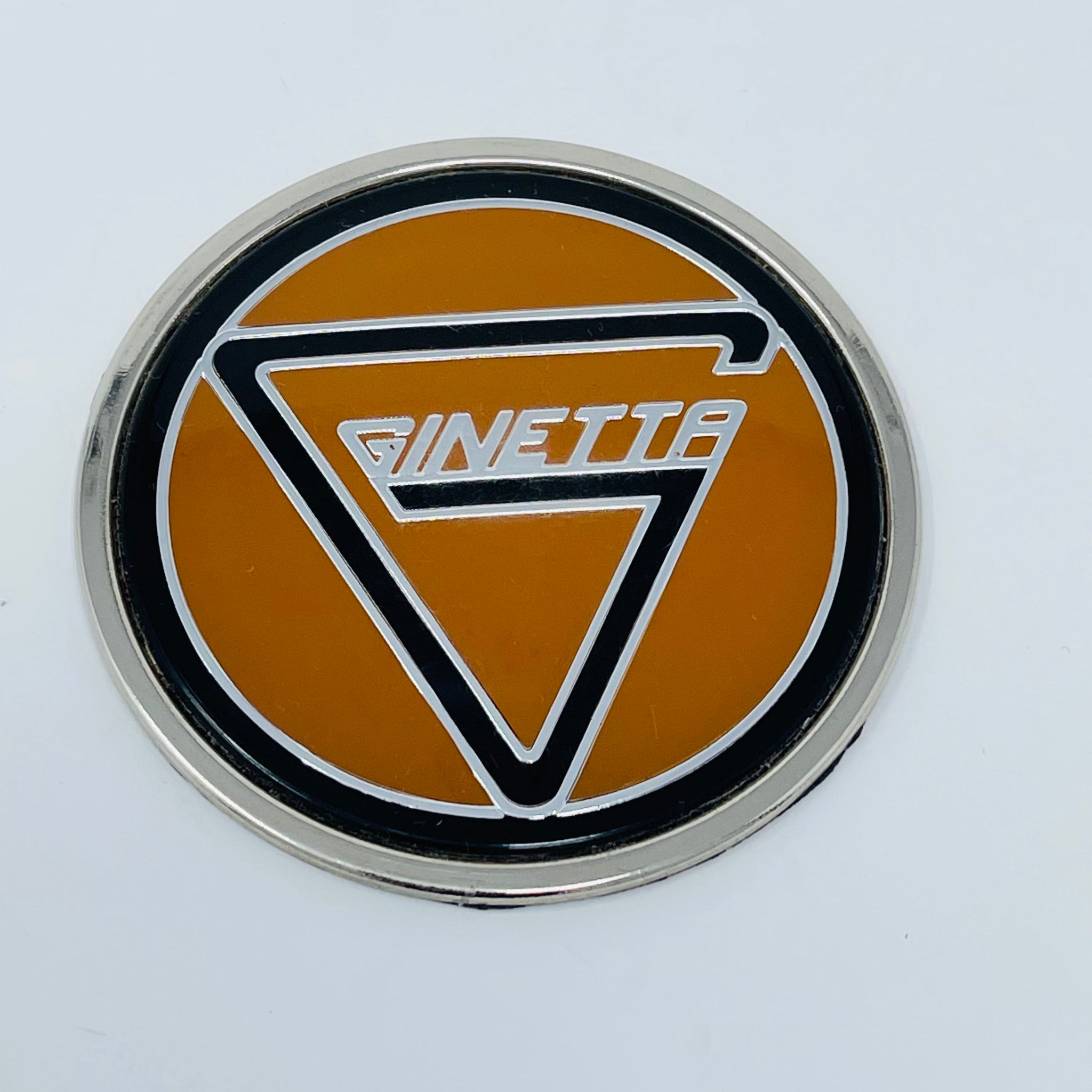 ジネッタ Ginetta 純正 ノーズ・バッジ – OUTERPLUS STORE