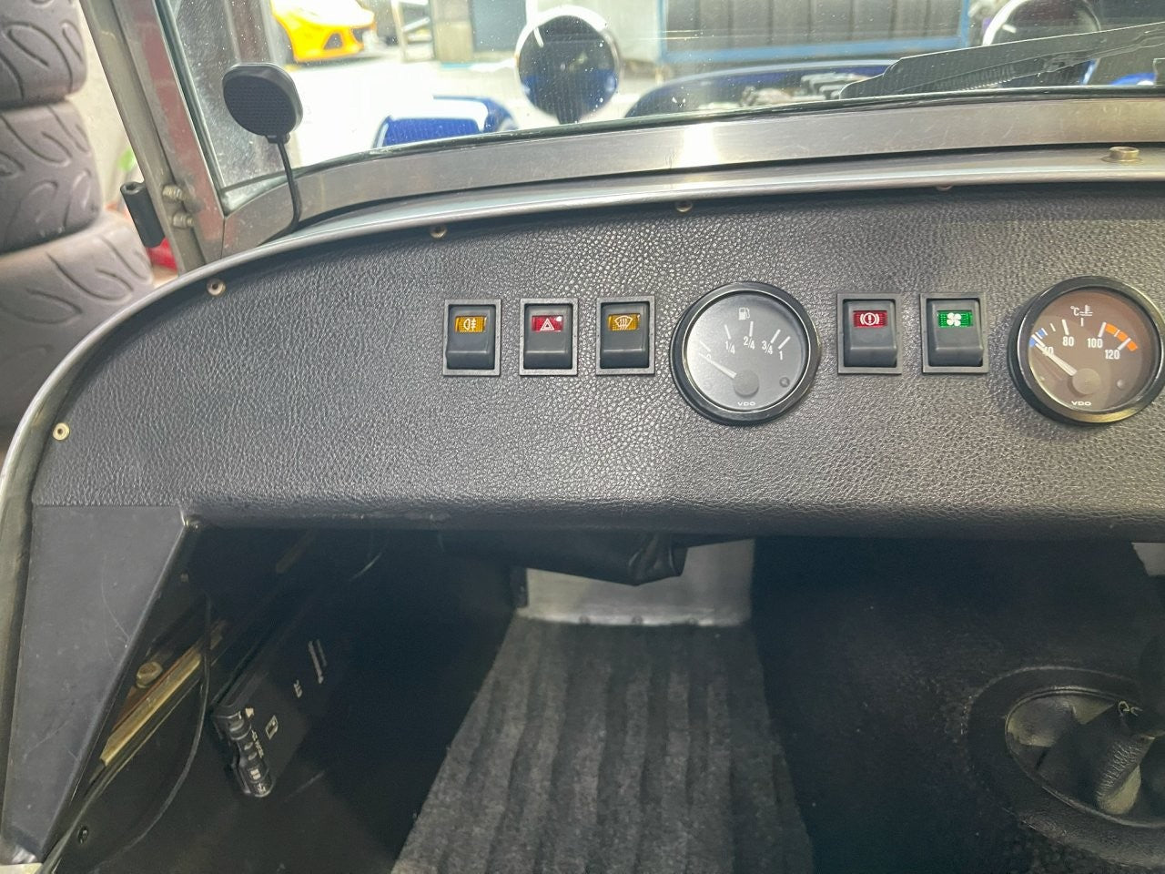 特選中古車 初度登録1991年 ケータハム スーパーセブン 1700 BDRスペシャル Cosworth アルミブルー