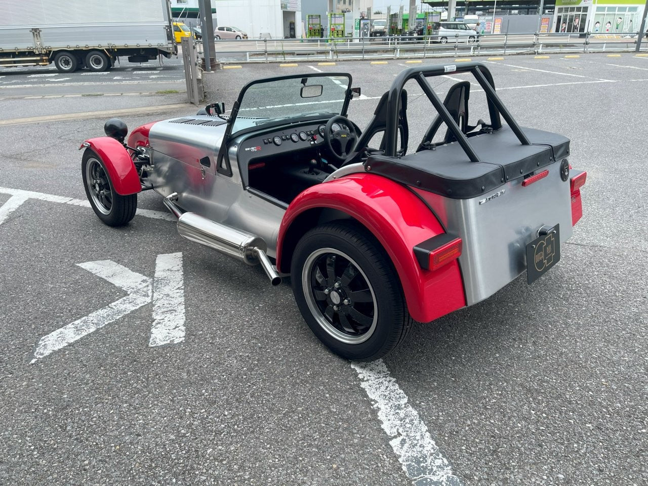 在庫即納　新車未登録　ケータハム セブン170R　アルミレッド