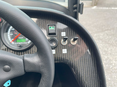 在庫即納　新車未登録　ケータハム セブン170R　アルミレッド