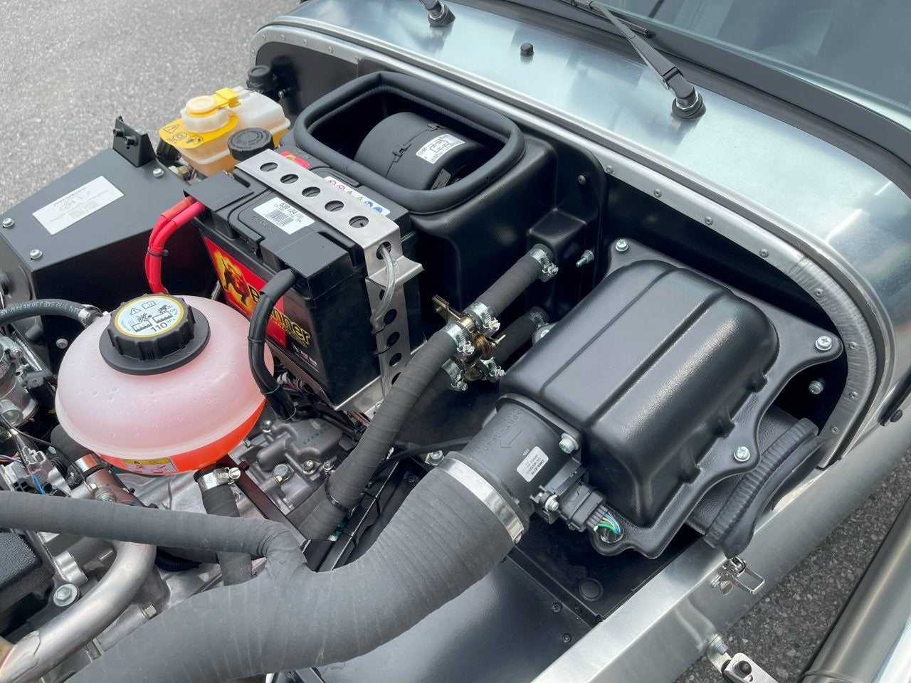 在庫即納　新車未登録　ケータハム セブン170R　アルミレッド
