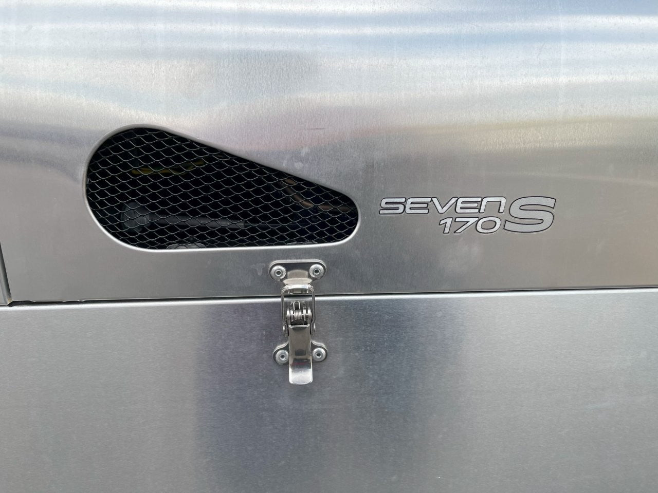 在庫即納　新車未登録　ケータハム セブン170S　アルミイエロー