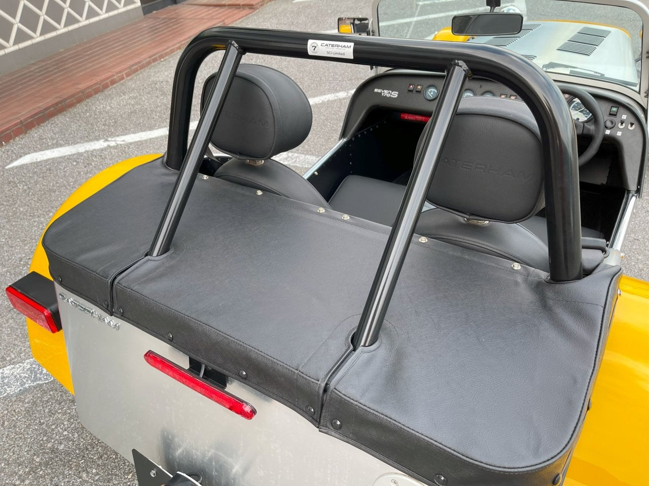 在庫即納　新車未登録　ケータハム セブン170S　アルミイエロー