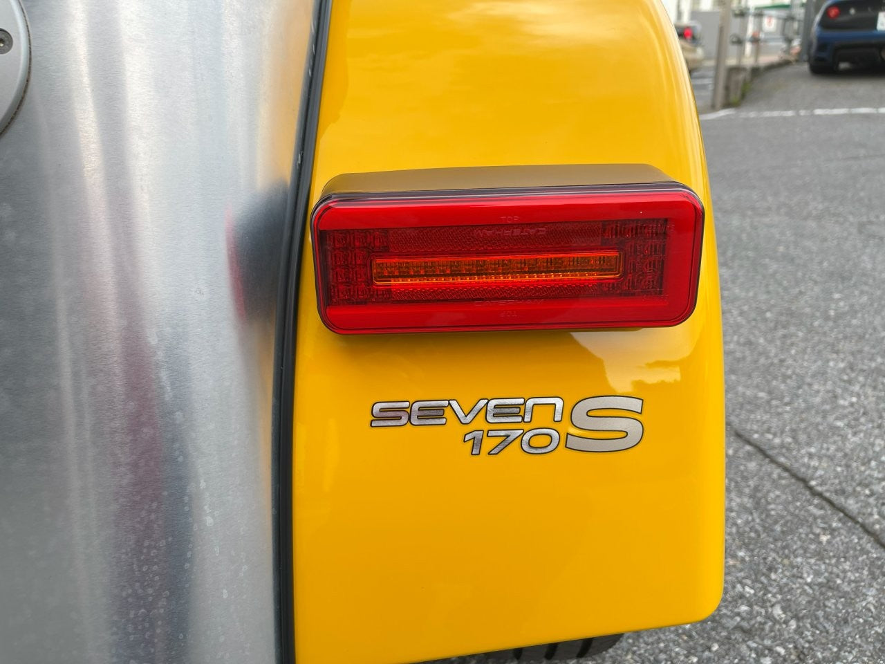 在庫即納　新車未登録　ケータハム セブン170S　アルミイエロー