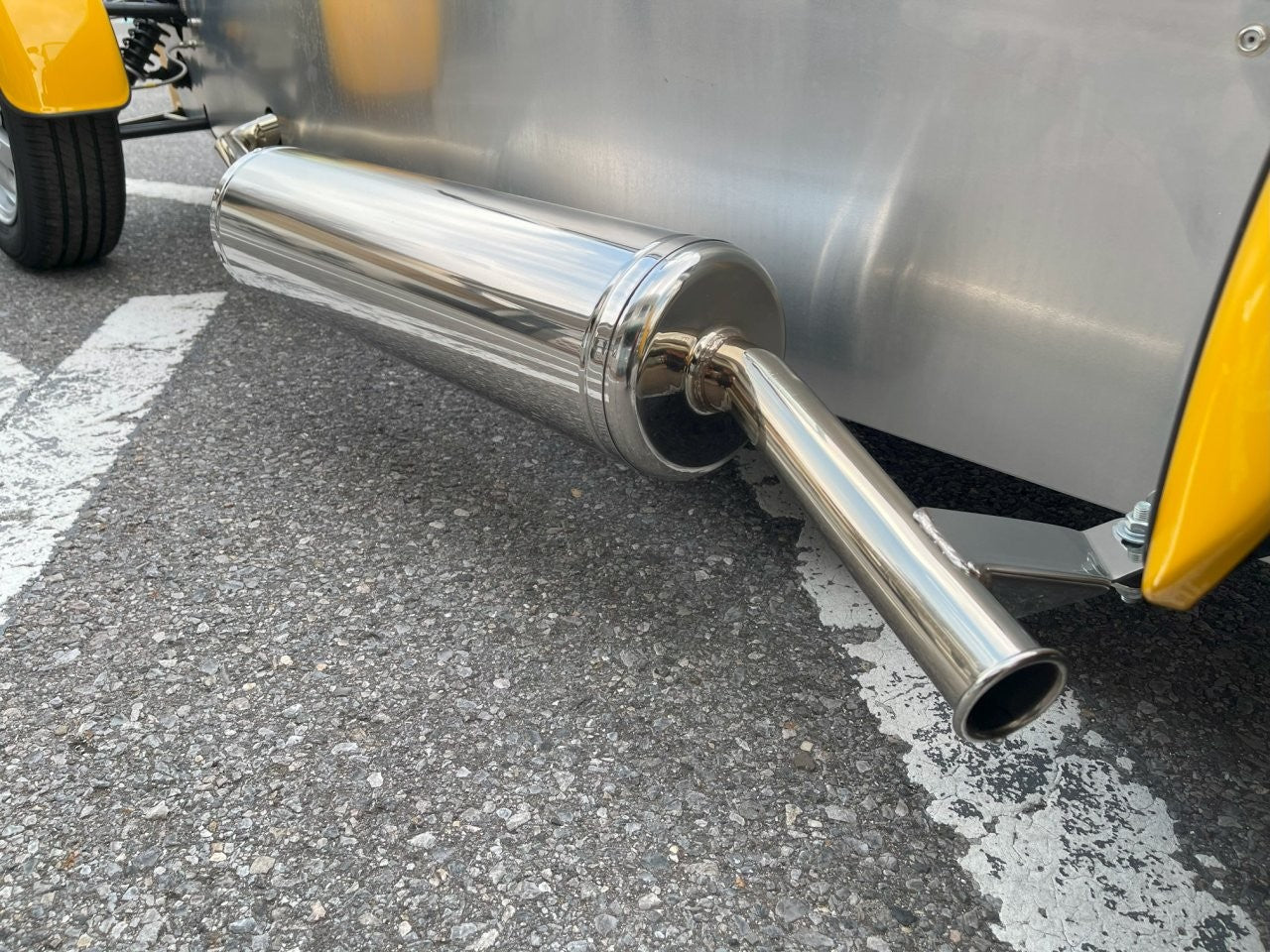 在庫即納　新車未登録　ケータハム セブン170S　アルミイエロー