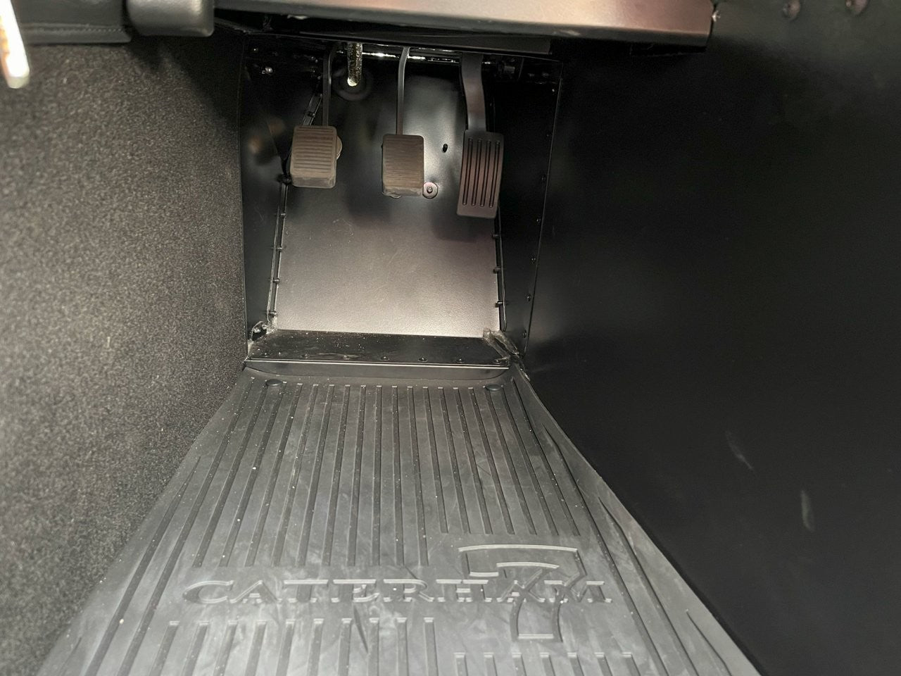 在庫即納　新車未登録　ケータハム セブン170S　アルミイエロー