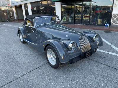 新古車 正規ディーラー車 MORGAN Plus Four AT (モーガン プラスフォー) クラシックグレー