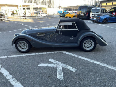 新古車 正規ディーラー車 MORGAN Plus Four AT (モーガン プラスフォー) クラシックグレー