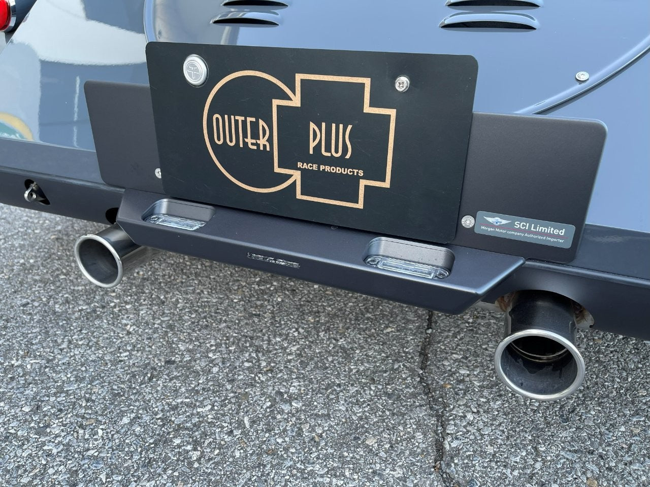 新古車 正規ディーラー車 MORGAN Plus Four AT (モーガン プラスフォー) クラシックグレー