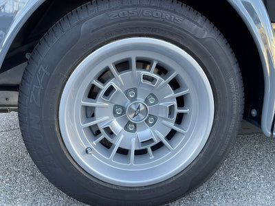 新古車 正規ディーラー車 MORGAN Plus Four AT (モーガン プラスフォー) クラシックグレー