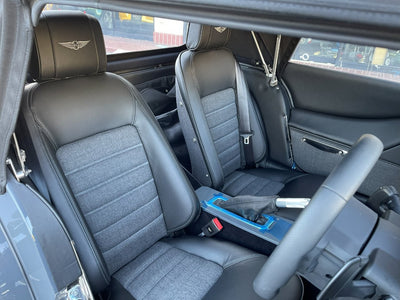 新古車 正規ディーラー車 MORGAN Plus Four AT (モーガン プラスフォー) クラシックグレー