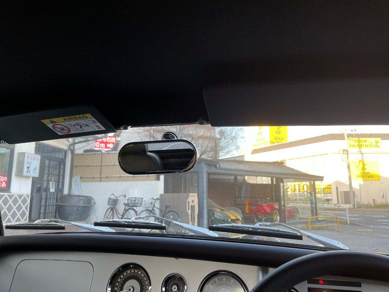 新古車 正規ディーラー車 MORGAN Plus Four AT (モーガン プラスフォー) クラシックグレー