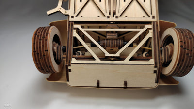 【送料無料】英国Caterham Cars社 公認 ESTON Craft 木製模型 組み立てキット ケータハム セブン Scale 1:10