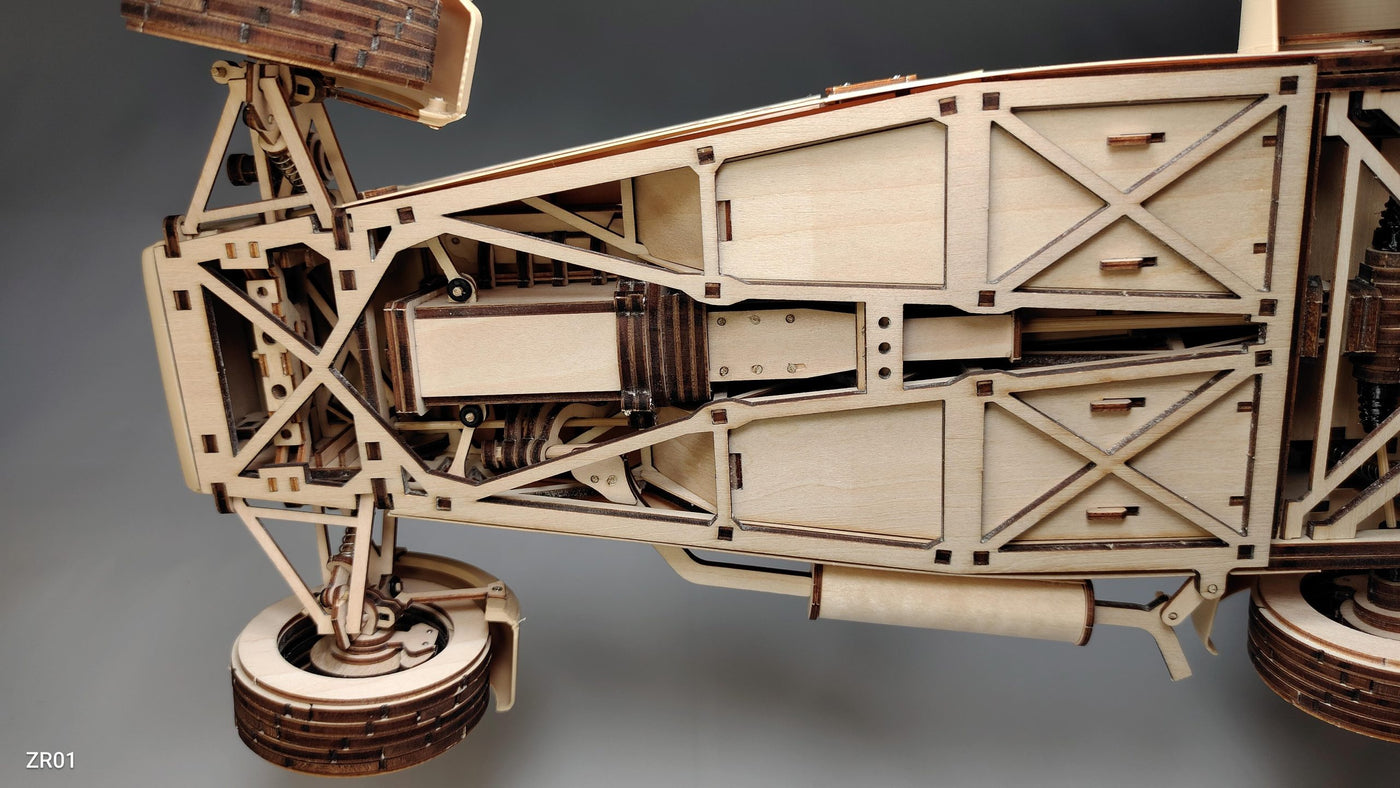 【送料無料】英国Caterham Cars社 公認 ESTON Craft 木製模型 組み立てキット ケータハム セブン Scale 1:10
