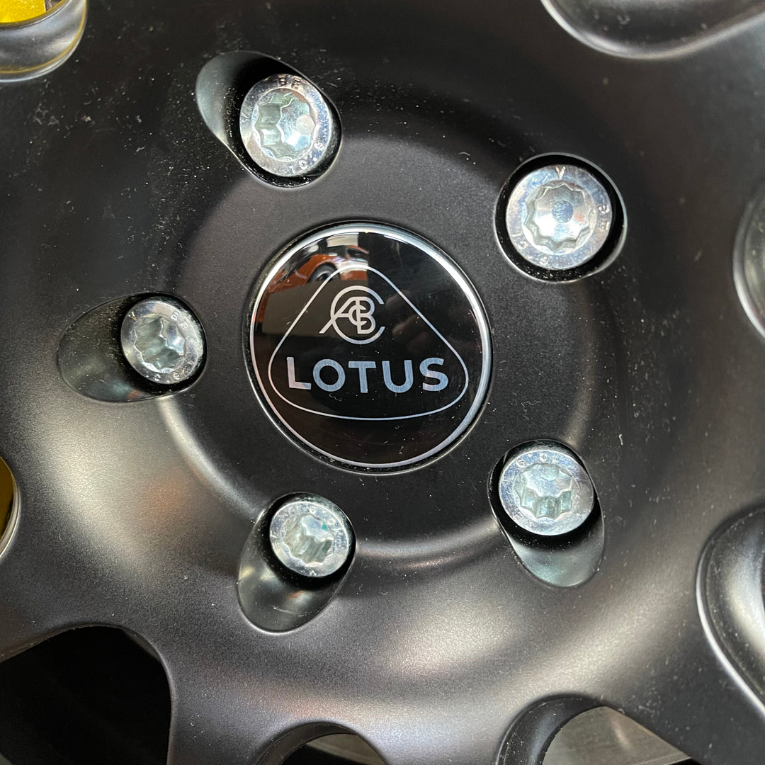 LOTUS ロータス エリーゼ エキシージ 純正ホイール用 センターキャップ – OUTERPLUS STORE