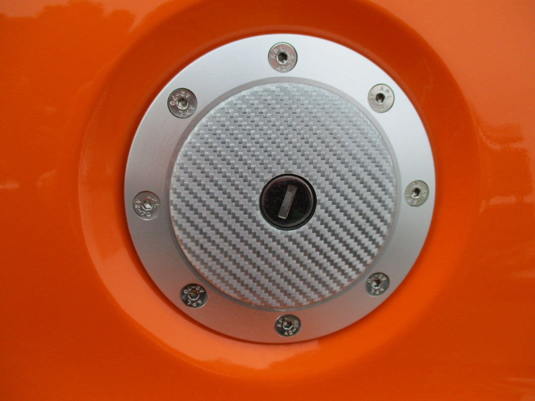 OUTERPLUS ロータス エリーゼ/エキシージ カーボンフューエルキャップ