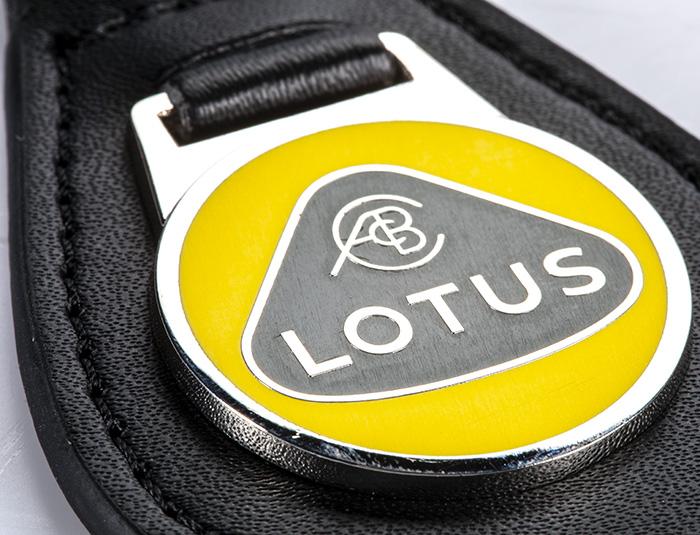 LOTUS ロータス・キーホルダー・ヘリテージスタイル ブラックレザー製